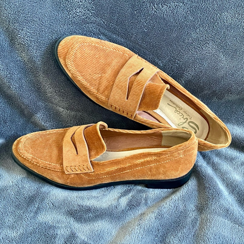Sbicca Vintage Collection Corduroy Loafers